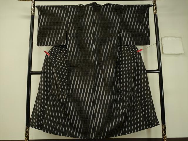 平和屋着物▽上質な紬 単衣 雨絣 黒地 正絹 逸品 CAAV4492vp