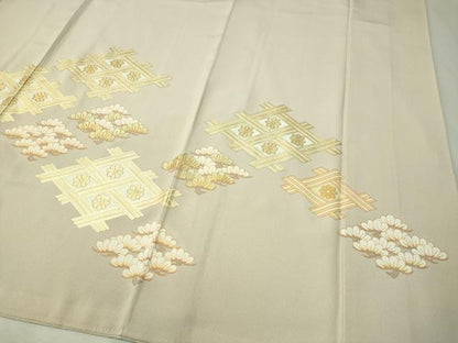 平和屋着物●豪華色留袖　駒刺繍　籬菱花松文　金彩　正絹　逸品　CAAV4714vp