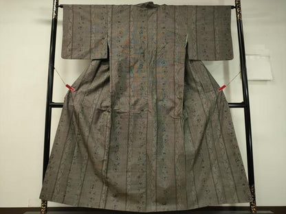 平和屋着物●本場大島紬 9マルキ 花唐草間道 正絹 逸品 CAAV4736vp