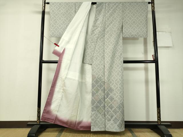 平和屋着物●都喜ヱ門 本場大島紬 訪問着 中国三大刺繍 スワトウ刺繍 白大島 9マルキ 七宝花文 藤絹織物謹製 正絹 逸品 CAAV4759vp