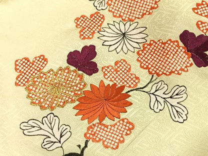 平和屋着物∞羽織　駒刺繍　流水枝花文　金彩　正絹　逸品　CAAV5606id