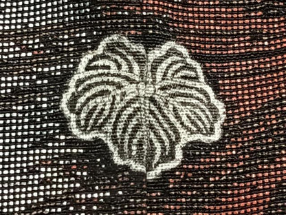平和屋着物＃羽織　寿光織　舞菊文　黒地　金銀糸　正絹　逸品　CAAV5627id