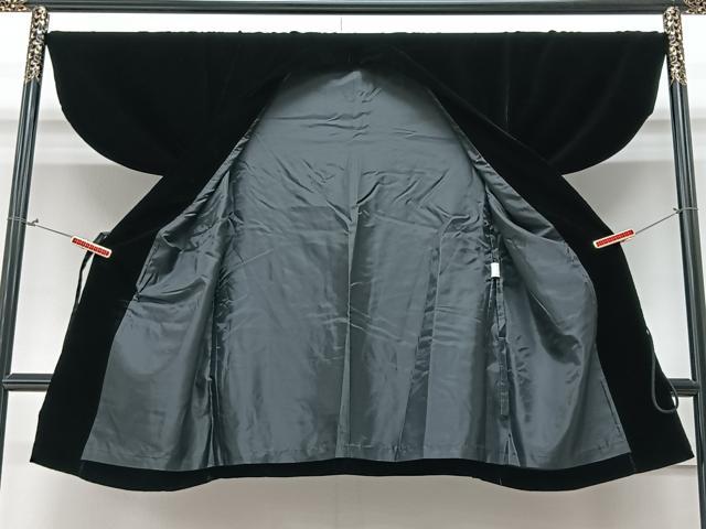 平和屋着物＃和装コート　ベロア　黒地　ロング丈　正絹　逸品　CAAV5690id