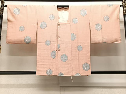 平和屋着物∞道行コート 地紋起こし 亀甲花文 正絹 逸品 CAAV5702id