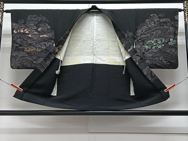 平和屋着物＃羽織　寿光織　立波文　黒地　金糸　正絹　逸品　CAAV5703id