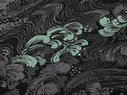 平和屋着物＃羽織　寿光織　立波文　黒地　金糸　正絹　逸品　CAAV5703id