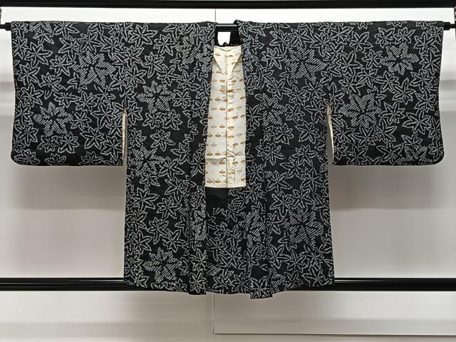 平和屋着物＃羽織　総絞り　楓　黒地　正絹　逸品　CAAV5713id