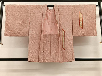 平和屋着物＃中国三大刺繍　スワトウ刺繍　汕頭刺繍　相良刺繍　羽織　絞り　短冊花文　正絹　逸品　未使用　CAAV5747id