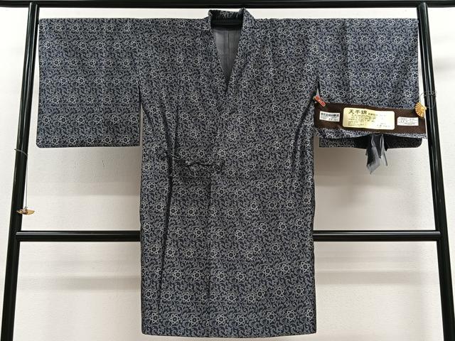 平和屋着物＃道中着　お召地　天平錦　正倉院唐草文　反端付き　ロング丈　正絹　逸品　CAAV5761id