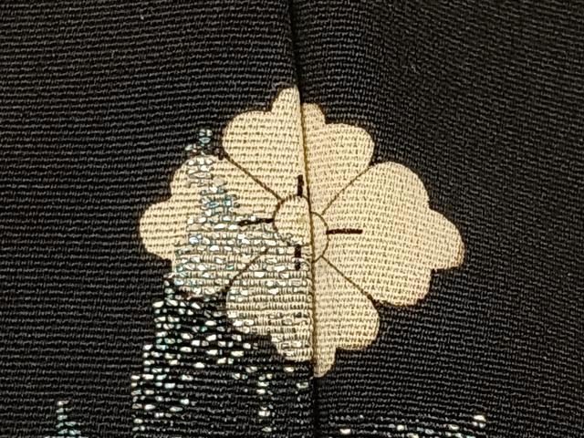 平和屋着物＃羽織　寿光織　枝花文　黒地　銀糸　正絹　逸品　CAAV5764id