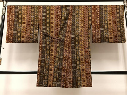 平和屋着物＃道中着　リバーシブル　向かい鳥正倉院間道　黒地　ロング丈　正絹　逸品　CAAV5795id