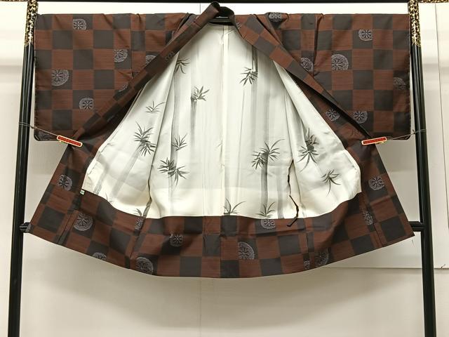 平和屋着物＃本場大島紬　道中着　市松片輪車文　ほてい屋扱い　ロング丈　正絹　逸品　未使用　CAAV5818id