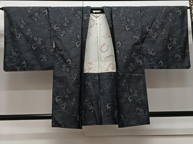 平和屋着物＃本場大島紬　羽織　蔦の葉花文　正絹　逸品　未使用　CAAV5821id
