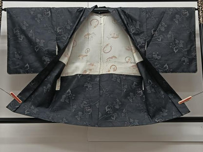 平和屋着物＃本場大島紬　羽織　蔦の葉花文　正絹　逸品　未使用　CAAV5821id