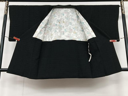 平和屋着物＃道行コート　唐草文　黒地　松坂屋扱い　ロング丈　正絹　逸品　CAAV5838id