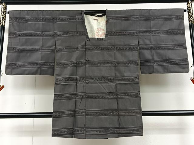 平和屋着物＃道行コート 紬地 横段文 伊勢丹扱い ロング丈 正絹 逸品 CAAV5840id