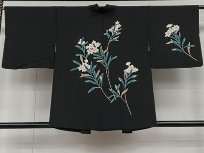 平和屋着物＃羽織　友禅　枝花文　黒地 　正絹　逸品　CAAV5841id