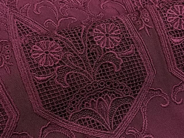 平和屋着物＃中国三大刺繍　スワトウ刺繍　汕頭刺繍　総刺繍　道行コート　更紗唐草文　暗紅色　ロング丈　正絹　逸品　CAAV5843id
