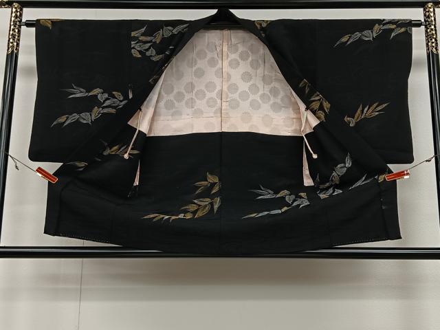 平和屋着物＃羽織 寿光織 枝葉文 黒地 金銀糸 正絹 逸品 CAAV5853id