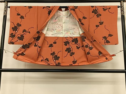 平和屋着物＃羽織　蔦の葉文　暈し染め　正絹　逸品　CAAV5859id