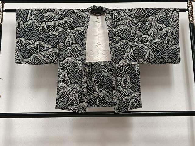 平和屋着物＃羽織　総絞り　樹林文　黒地　正絹　逸品　CAAV5866id