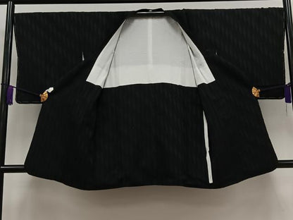 平和屋着物＃道行コート　立涌地紋　黒地　ショール付き　ロング丈　正絹　逸品　未使用　CAAV5918id