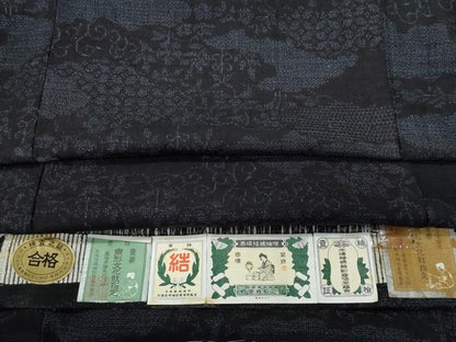 平和屋着物●本場結城紬　重要無形文化財　100亀甲　雲取り吉祥文　阪急百貨店扱い　証紙付き　正絹　逸品　未使用　CAAV6441vf