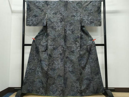 平和屋着物●上質な紬 切嵌亀甲麻の葉文 正絹 逸品 未使用 CAAV6508vf