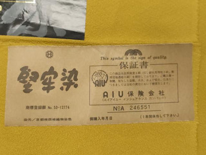 平和屋着物●上質な色無地 堅牢染 草木染め 山吹色 反端付き 正絹 逸品 CAAV6521vf
