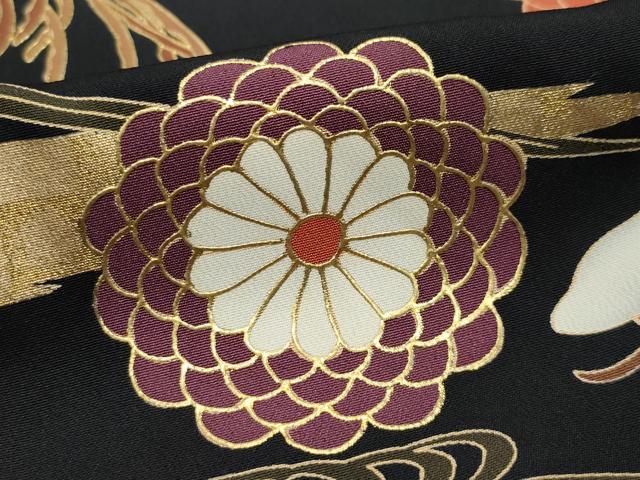 平和屋着物●豪華黒留袖　作家物　駒刺繍　流水松桐花文　金彩　正絹　逸品　CAAV6528vf