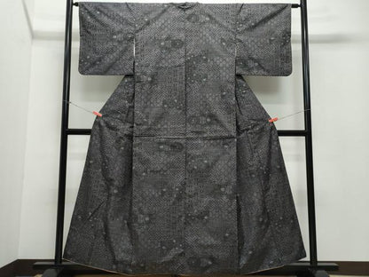 平和屋着物●本場大島紬 7マルキ 吉祥花文 正絹 逸品 CAAV6548vf