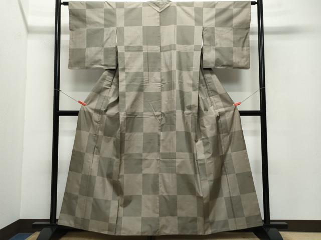 平和屋着物●本場大島紬 7マルキ 市松文様 正絹 逸品 CAAV6553vf