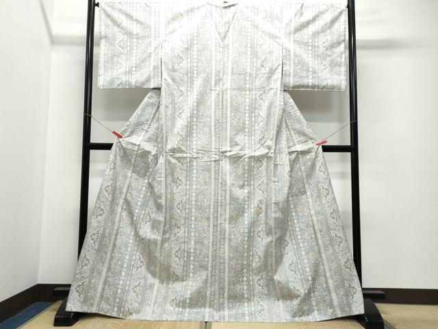 平和屋着物●本場大島紬　白大島　9マルキ　更紗花唐草文　正絹　逸品　CAAV6573vf 平和屋着物○本場大島紬 白大島 9マルキ 更紗花唐草文 正絹 逸品