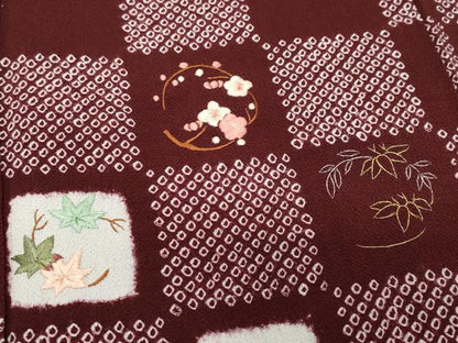 平和屋着物●訪問着　総刺繍　市松草花文　金糸　鬼しぼ縮緬　正絹　逸品　CAAV6609vf
