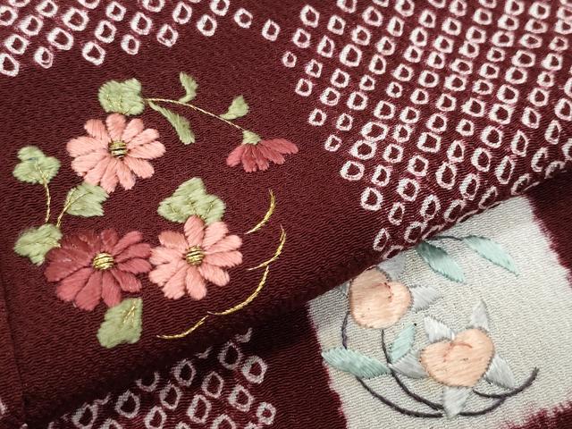 平和屋着物●訪問着　総刺繍　市松草花文　金糸　鬼しぼ縮緬　正絹　逸品　CAAV6609vf