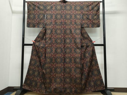 平和屋着物●本場大島紬 7マルキ 吉祥花文 正絹 逸品 CAAV6650vf