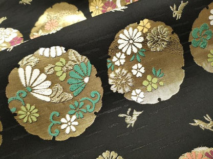 平和屋着物●九寸開き名古屋帯 唐織 雪輪兎花唐草文 黒地 金通し地 正絹 逸品 CAAV7129hy