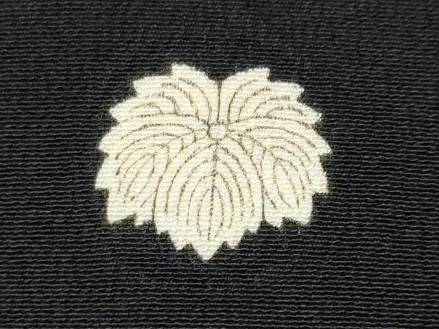 平和屋着物■豪華黒留袖　駒刺繍　芝草花唐草文　金彩　高島屋扱い　正絹　逸品　CAAV7686fb