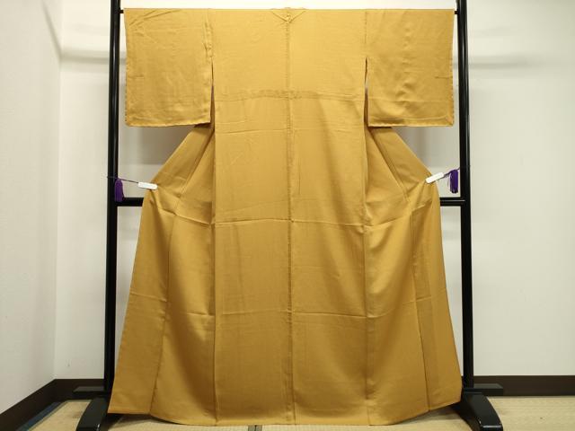 平和屋着物▽上質な色無地 単衣 鱗地紋 黄朽葉色 やまと誂製 正絹 逸品 未使用 CAAV8870gh