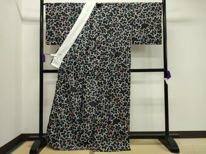 平和屋着物▽小紋 単衣 舞桜文 黒地 洗える着物 CAAV8898gh