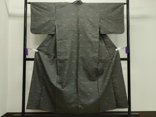 平和屋着物▽上質な紬 単衣 雲重ね文 黒地 正絹 逸品 CAAV8926gh