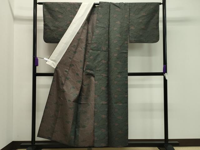 平和屋着物▽上質な紬 単衣 雲重ね文 黒地 正絹 逸品 CAAV8926gh