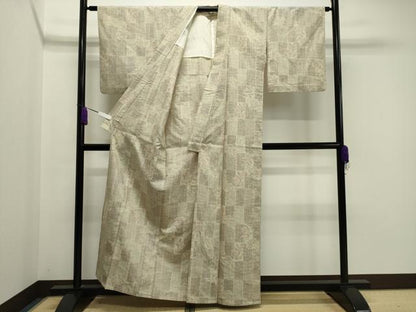 平和屋着物▽上質な紬 単衣 雲取り市松草花文 正絹 逸品 CAAV8927gh