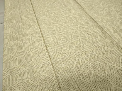 平和屋着物▽上質な紬　単衣　亀甲繋ぎ　正絹　逸品　CAAV8986gh