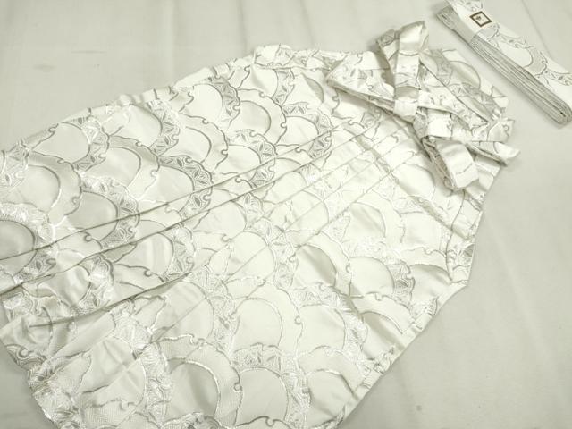 平和屋着物[]七五三　男の子　祝着・羽織・袴・小物セット　駒刺繍　狛獅子　兜　洗える着物　CAAV9265ze
