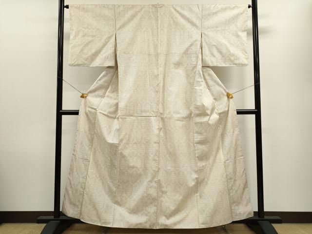 平和屋着物●本場大島紬 白大島 7マルキ 亀甲文様 正絹 逸品 CAAV9374ze