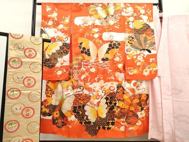 平和屋着物∵女の子 十三参り 子供 祝着・長襦袢・袋帯セット 駒刺繍 舞蝶宝尽くし花文 金彩 洗える着物 CAAV9400ze