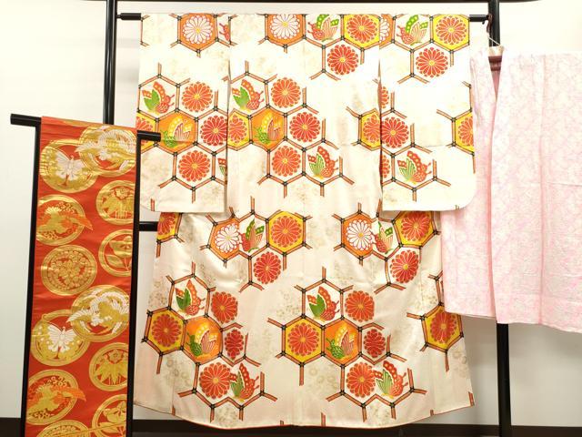 平和屋着物∵女の子 十三参り 子供 祝着・長襦袢・袋帯セット 駒刺繍 亀甲舞蝶菊文 金彩 逸品 CAAV9403ze