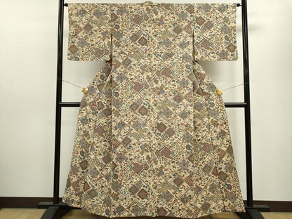 平和屋着物▽上質な小紋　単衣　切嵌舞蝶花鳥文　正絹　逸品　CAAV9436ze