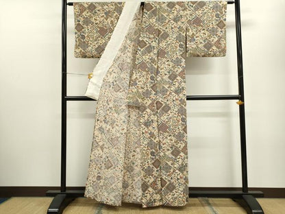 平和屋着物▽上質な小紋　単衣　切嵌舞蝶花鳥文　正絹　逸品　CAAV9436ze